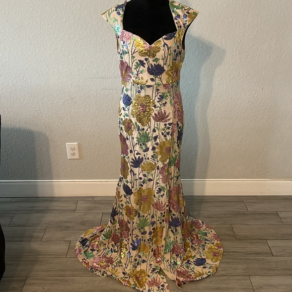NWOT SHEIN (FAERIESTY - XL) Formal Floral Sequence Gown - Picture 2 of 14